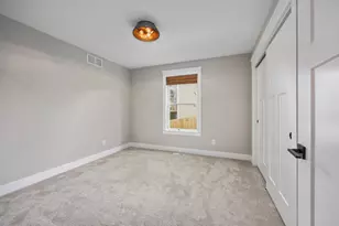 323 Katie Dr, Grand Rapids, MI 49534 - Photo 21