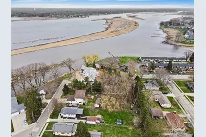 411 Gidley Circle, Grand Haven, MI 49417 - Photo 13