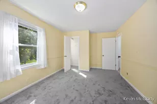 1043 Floral Ave SE, East Grand Rapids, MI 49506 - Photo 13