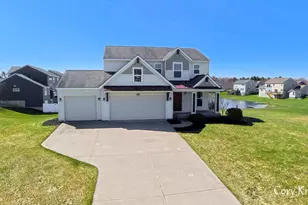 6233 Norfolk Dr, Norton Shores, MI 49444 - Photo 3