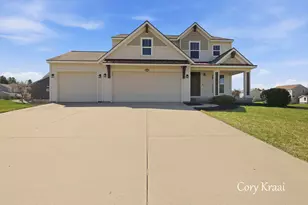 6233 Norfolk Dr, Norton Shores, MI 49444 - Photo 53