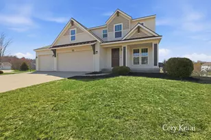 6233 Norfolk Dr, Norton Shores, MI 49444 - Photo 55
