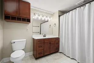 940 Monroe Ave NW, Grand Rapids, MI 49503 - Photo 21