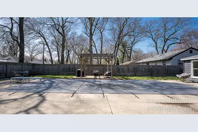 735 Wendover Boulevard, Norton Shores, MI 49441 - Photo 41