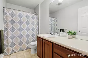 2511 Black Horse Dr NE, Grand Rapids, MI 49505 - Photo 23