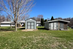 833 Crauns Ln, Quincy, MI 49082 - Photo 33