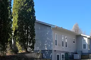 833 Crauns Ln, Quincy, MI 49082 - Photo 7