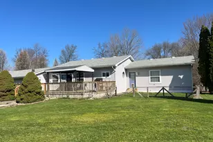 833 Crauns Ln, Quincy, MI 49082 - Photo 15