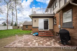 587 S Shore Dr, Holland, MI 49423 - Photo 35