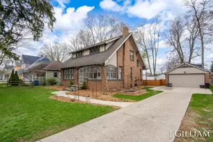 587 S Shore Dr, Holland, MI 49423 - Photo 3