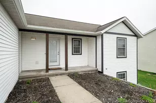 3076 Daybreak Ln, Holland, MI 49424 - Photo 5