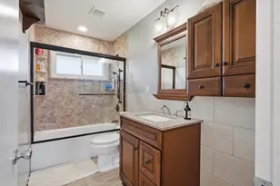 34573 Chope Pl, Clinton Twp, MI 48035 - Photo 5