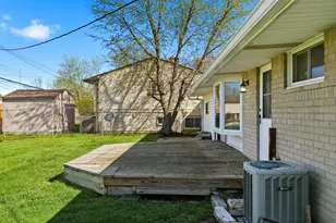 34573 Chope Pl, Clinton Twp, MI 48035 - Photo 31