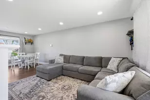 34573 Chope Pl, Clinton Twp, MI 48035 - Photo 9