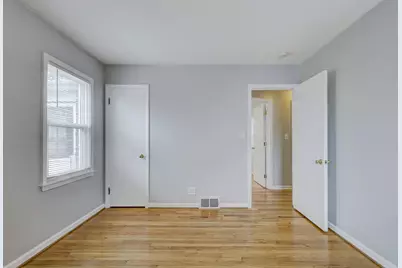 20916 Vernier Road, Harper Woods, MI 48225 - Photo 27