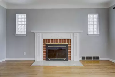 20916 Vernier Road, Harper Woods, MI 48225 - Photo 5
