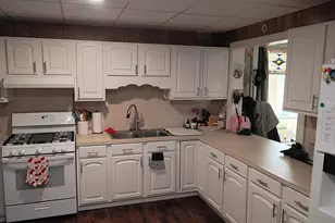 109 E Cass St, Bangor, MI 49013 - Photo 11