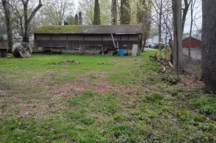 109 E Cass St, Bangor, MI 49013 - Photo 5