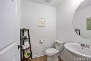 1548 N Village Cir, Kalamazoo, MI 49009 - Photo 13