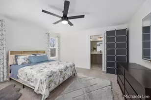 1548 N Village Cir, Kalamazoo, MI 49009 - Photo 9