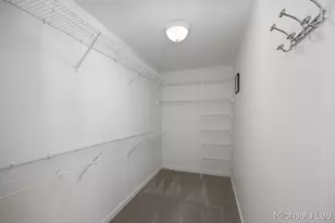 1548 N Village Cir, Kalamazoo, MI 49009 - Photo 11
