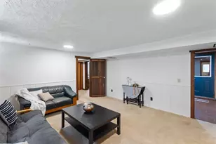 9832 Stadium Dr, Kalamazoo, MI 49009 - Photo 27