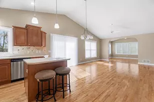 3183 Nighthawk Ln, Battle Creek, MI 49015 - Photo 9