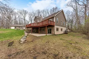 11460 Hearthside Dr, Pinckney, MI 48169 - Photo 55