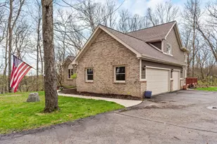 11460 Hearthside Dr, Pinckney, MI 48169 - Photo 51
