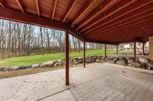 11460 Hearthside Dr, Pinckney, MI 48169 - Photo 49