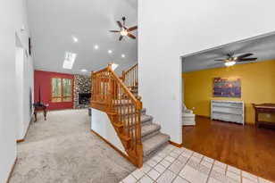11460 Hearthside Dr, Pinckney, MI 48169 - Photo 5