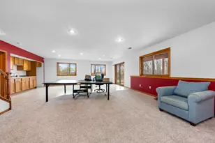 11460 Hearthside Dr, Pinckney, MI 48169 - Photo 45