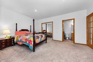 11460 Hearthside Dr, Pinckney, MI 48169 - Photo 47
