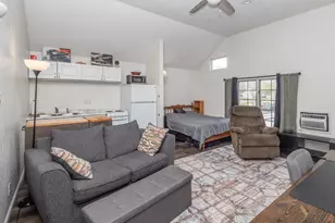 120 N Farmer St, Otsego, MI 49078 - Photo 25