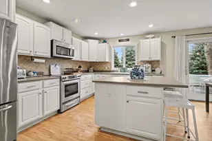 1466 Old Farm Ln, Saint Joseph, MI 49085 - Photo 15