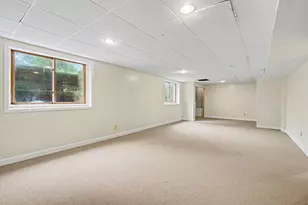 5115 Queen Victoria Ln, Kalamazoo, MI 49009 - Photo 29