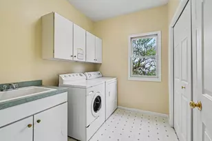 5115 Queen Victoria Ln, Kalamazoo, MI 49009 - Photo 21