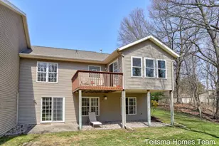 1546 Beechtree Cmns, Grand Haven, MI 49417 - Photo 41