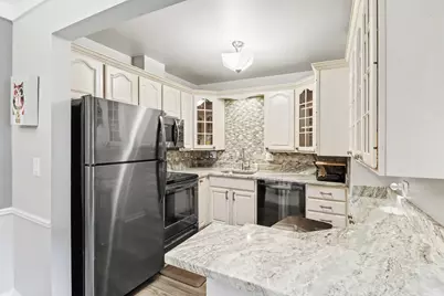 29502 Bobrich Street #23, Livonia, MI 48152 - Photo 9