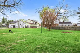 537 Commonwealth Ave, Jackson, MI 49202 - Photo 9