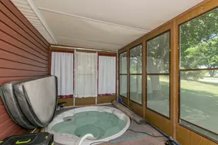 1163 Maple Leaf Ln NW, Walker, MI 49534 - Photo 23