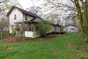 124 S Chipman St, Owosso, MI 48867 - Photo 3