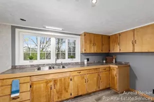 425 S Cedar St, Allegan, MI 49010 - Photo 19