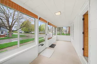 123 N Higby St, Jackson, MI 49202 - Photo 3