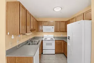 1930 Lindsay Ln, Ann Arbor, MI 48104 - Photo 13