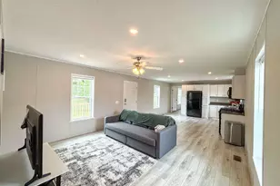 69205 Garver Lake Rd, Edwardsburg, MI 49112 - Photo 5