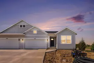 6600 Bellflower Dr SW, Zeeland, MI 49464 - Photo 3