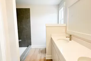 8366 Bauerridge Ave, Jenison, MI 49428 - Photo 13