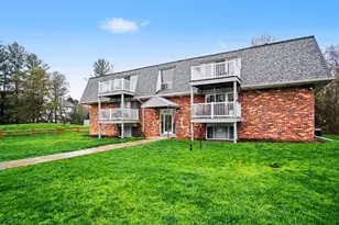 6712 Cascade Rd SE, Grand Rapids, MI 49546 - Photo 3