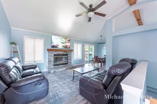 725 Brittany Ct SE, Grand Rapids, MI 49548 - Photo 5